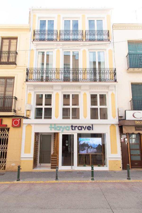 Elizabeth Towers Apartamento Almansa Exterior foto
