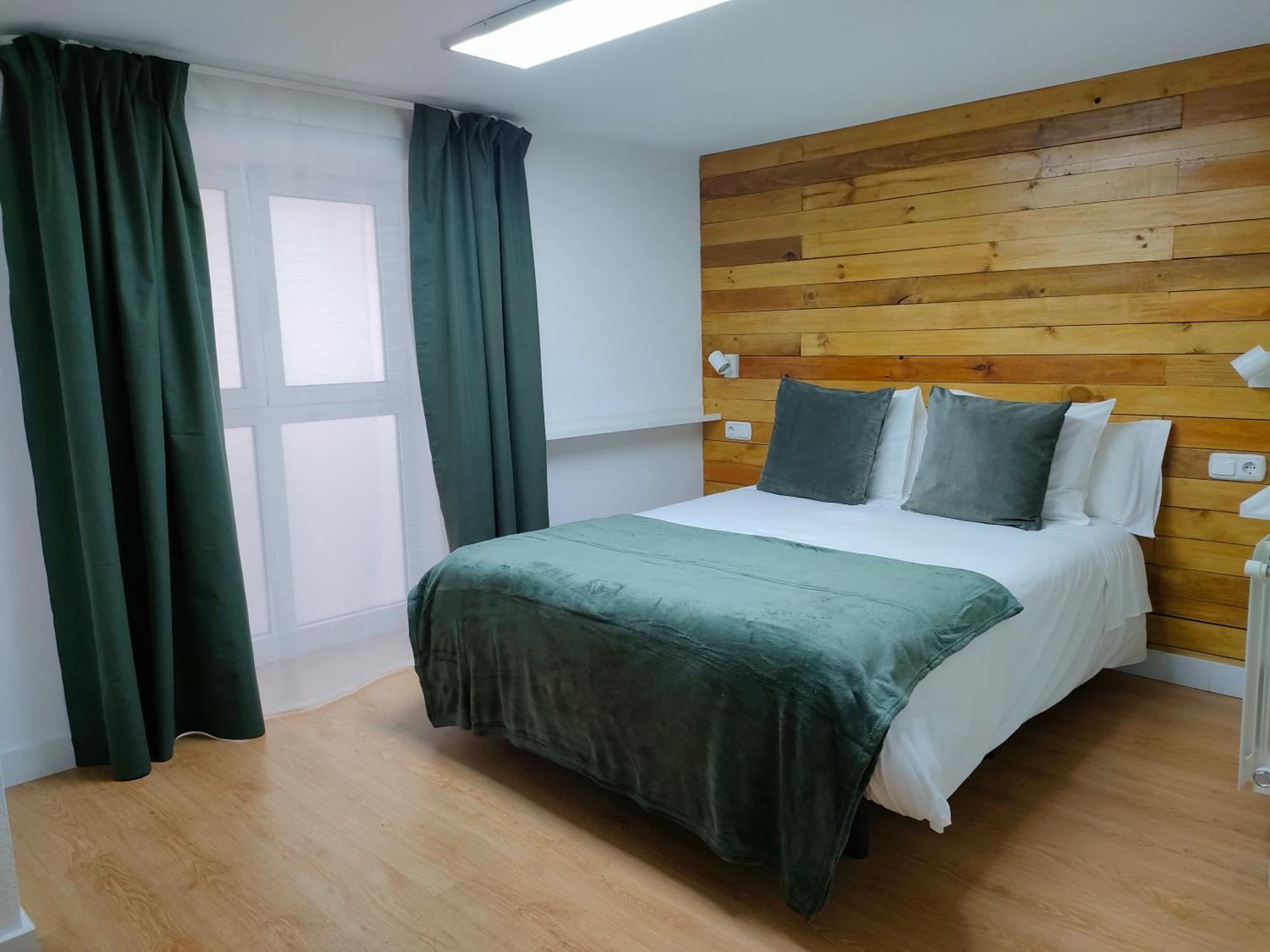 Elizabeth Towers Apartamento Almansa Exterior foto